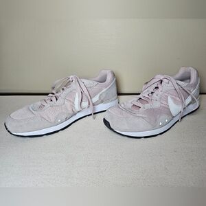 Nike Women's Light Pink Sneakers Size 8.5